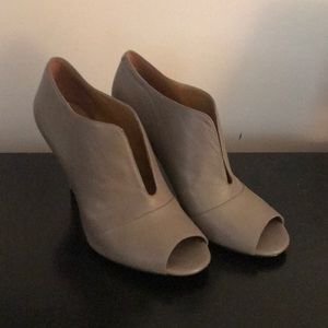 Nine West heels. Size 6.5 women’s